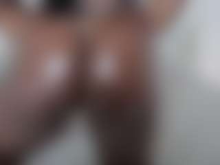 Live cam show with Leidysauts - Body Massage on Hubzter Live