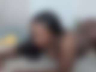 Live cam show with Leidysauts - Bedroom Ebony on CamClone