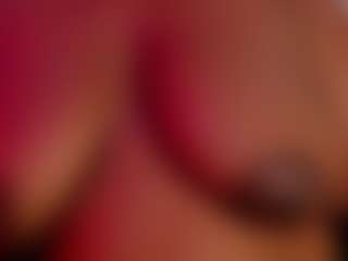 Live cam show with Reina - MILF on xxxlivecams.org