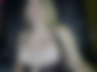 Show de cam en vivo con Andrea Montoya - Implants en Camsoda