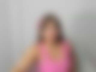 Vannesa-19's Live Sex Cam Show