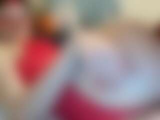 amandinha-18's Live Sex Cam Show