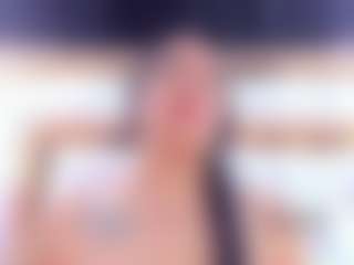Live cam show with RileySweet - Cute on TeamSkeetLive