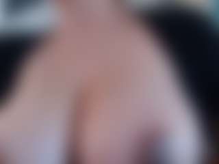 Milfcamila's Live Sex Cam Show
