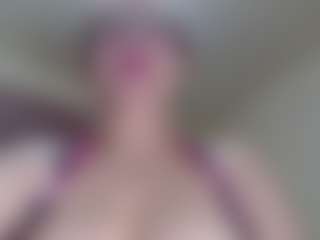 Milfcamila's Live Sex Cam Show