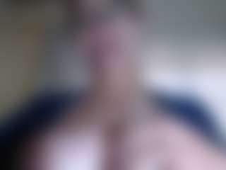 Milfcamila's Live Sex Cam Show