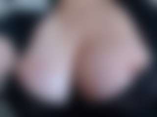 Milfcamila's Live Sex Cam Show