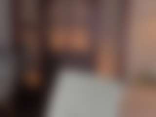 Live cam show with Nayahh - Shaved on livesexfox.com