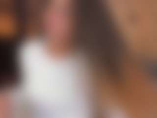 Live cam show with Nayahh - Body Massage on Ass Tok