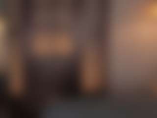 Live cam show with Nayahh - Shaved on madthumbs