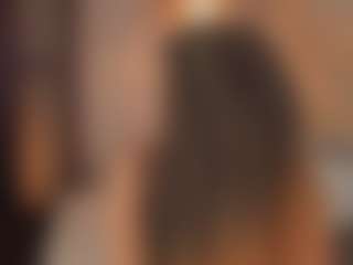 Live cam show with Nayahh - Shaved on numayanayam.club