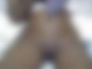 Live cam show with queentalia - Black Petite on Camsoda