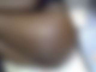 Live cam show with queentalia - Ebony Small Tits on xDating