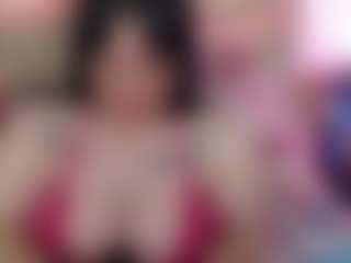 Live cam show with martinamilff - Middle Aged on Fling VIP Chat