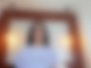 Mia-Thompson-1's Live Sex Cam Show