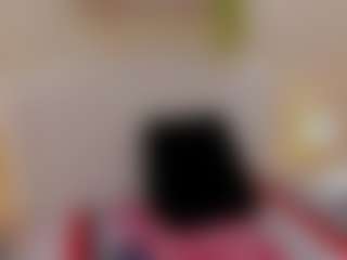 Mia-Thompson-1's Live Sex Cam Show