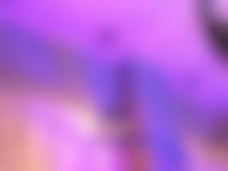 Live cam show with Mia-Thompson-1 - Smoking on Camsoda