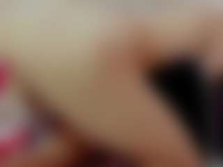 Mia-Thompson-1's Live Sex Cam Show