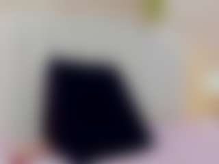 Mia-Thompson-1's Live Sex Cam Show
