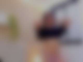Mia-Thompson-1's Live Sex Cam Show