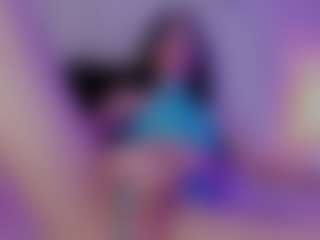 Mia-Thompson-1's Live Sex Cam Show