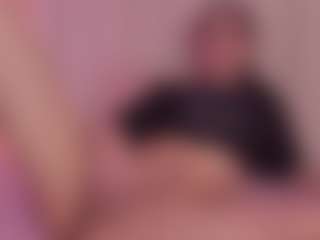 Mia-Thompson-1's Live Sex Cam Show