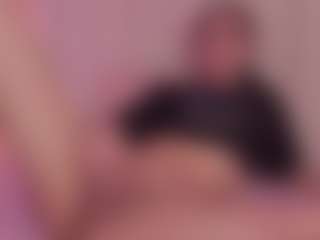 Mia-Thompson-1's Live Sex Cam Show