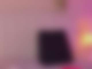 Live cam show with Mia-Thompson-1 - Teen (18+) on x69.live