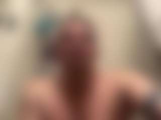 Live-camshow met suckitandseee - Beardy op Camsoda