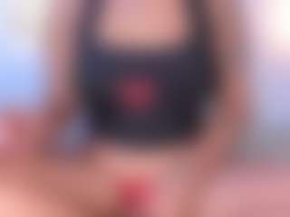 Live cam show with aly-texas - Athletic Brown Eyes on EXY