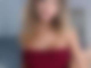 Live cam show with EylinMontana - Milk on Free Soda