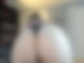 TawneyDarling's Live Sex Cam Show