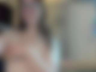 Live cam show with TawneyDarling - Findomme on CamwithHer