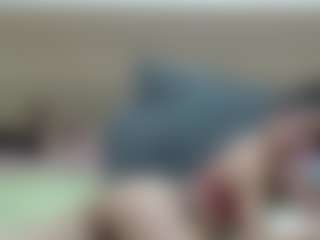SquirterZoe's Live Sex Cam Show