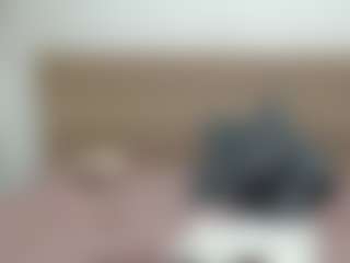 SquirterZoe's Live Sex Cam Show