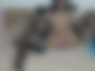 SquirterZoe's Live Sex Cam Show