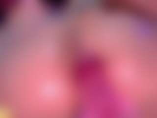 Live cam show with Ailinups - Teen (18+) on TottyGirls