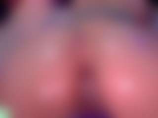Live cam show with Ailinups - Toys Teen (18+) on chickslive.net