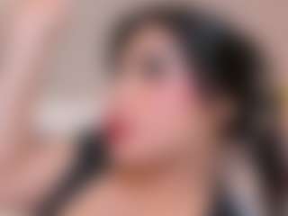 Live cam show with Emma - Latina Petite on Dare Cams | colombia