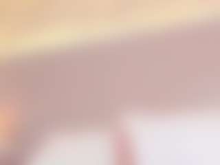 Live cam show with Emma - Facial on madthumbs
