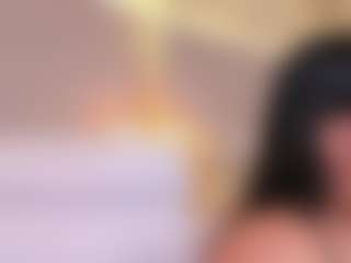 Live cam show with Emma - Ass Bouncing on Camsoda