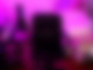 Live cam show with Jasmine Winters - Brown Hair on Camming Site