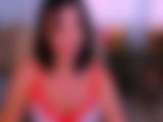 Keeeelly MILF webcam performer live streaming