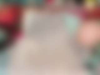 SaveTheBea's Live Sex Cam Show