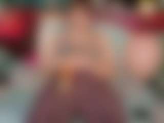 SaveTheBea's Live Sex Cam Show