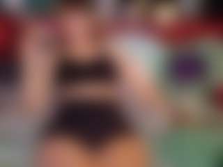 SaveTheBea's Live Sex Cam Show