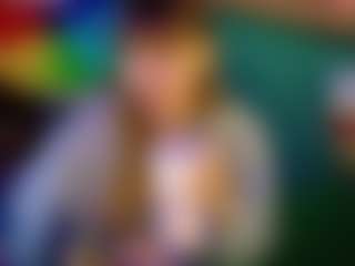 SaveTheBea's Live Sex Cam Show