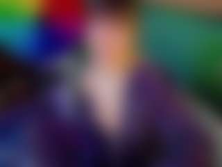 SaveTheBea's Live Sex Cam Show