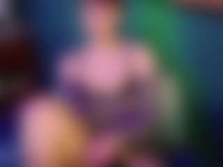 SaveTheBea's Live Sex Cam Show
