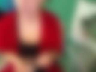 SaveTheBea's Live Sex Cam Show